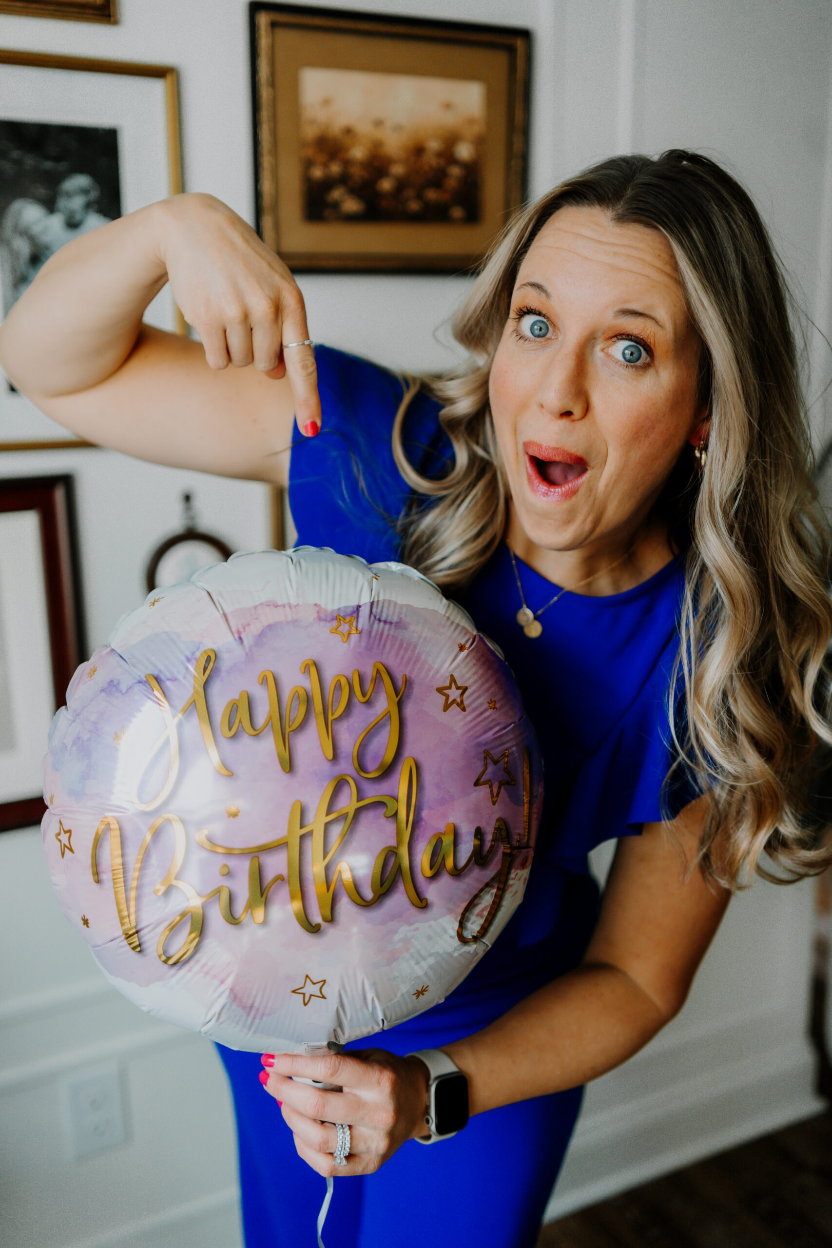 A self-portrait birthday photoshoot showcasing confidence, reflection, and the excitement of stepping into a new year.