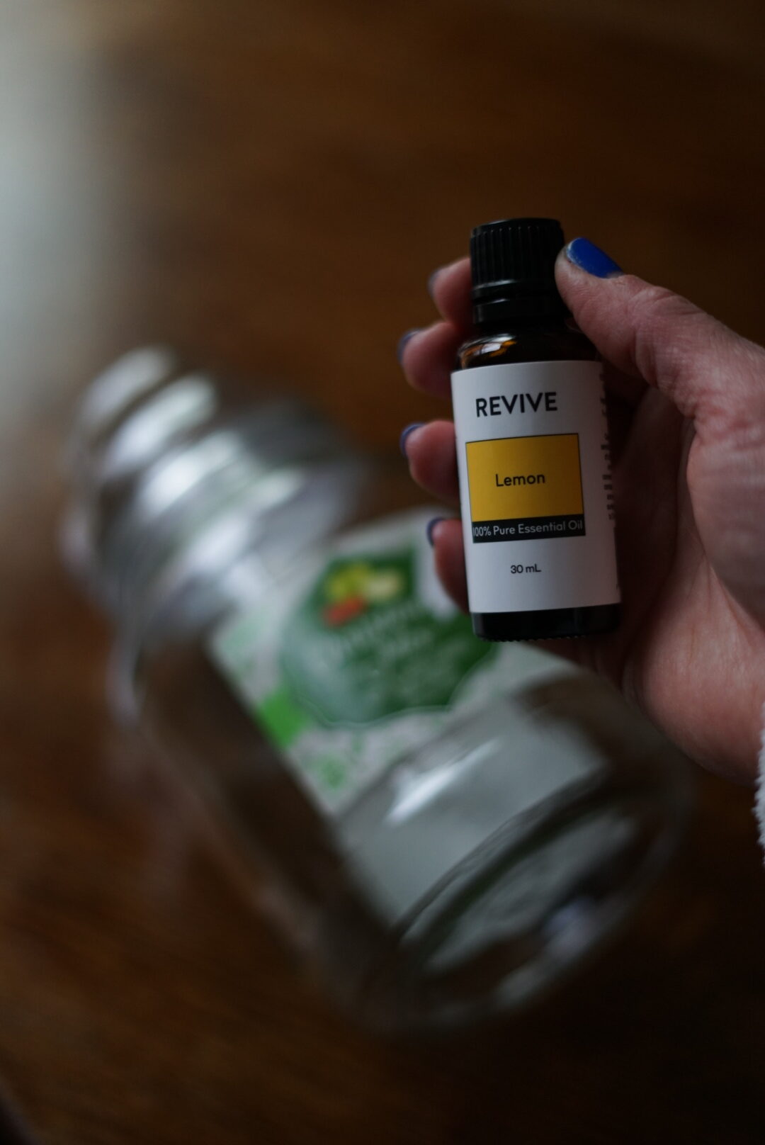 Lemon essential oil for adhesive removal